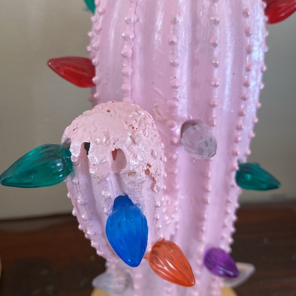 Cactus Christmas Tree with Lights - Picture 6 of 17